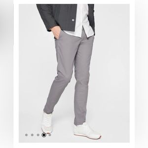 Club Monaco Men’s Connor modern slim fit. 32/32. Excellent condition.